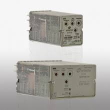 2 timed outputs (r1/r2) or 1 timed output (r1) and 1 instantaneous output (r2 inst.) Contactor Relays Arteche