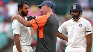 India dropped cheteshwar pujara and included kl rahul for the first test vs england at birmingham. Cheteshwar Pujara Thanks Team India Physio After Batting For 1258 Balls In Australia Series Sports News