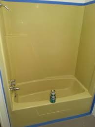 yellow bathtubs in mobile homes