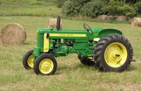 the john deere model 420 tractors and