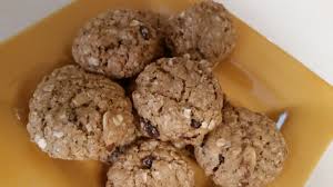 light healthy oatmeal cookies
