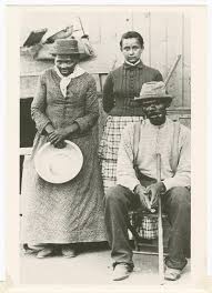 Postcard of Harriet Tubman, Nelson Davis, and daughter Gertie | National  Museum of African American History and Culture