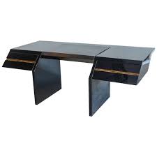 Wfh in sleek modern style with this streamlined desk. Italian Modern Black Lacquer And Zebrawood Desk Giovanni Offredi For Saporiti For Sale At 1stdibs