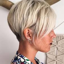 Why not refresh your short hair lingo and learn the differences between a bob and a lob, while you're at it (hint: Short Hairstyles 2020 Likeeed