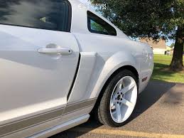 2007 ford mustang with 18x8 35 jnc