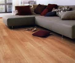difference between laminate flooring