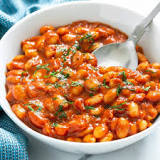 What beans are in baked beans UK?