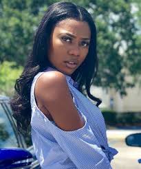 She has a significant following on slim santana is what you can call 'twitter famous'. Twitter Slim Santana Buss It Challenge Everything To Know About