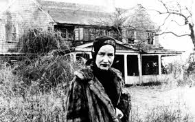 Meet big and little edie beale: The Tragedy Of Grey Gardens Was The Landmark Documentary Actually An Exploitation Movie