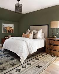 15 calming sage green bedroom ideas for