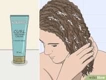 how-do-pineapples-sleep-with-wet-curly-hair