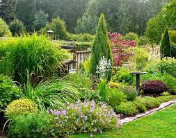 7 Natural Landscaping Ideas