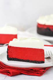 the ultimate red velvet cheesecake