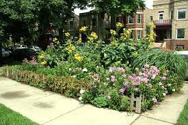 10 Gardens Prettier Than A Lawn And