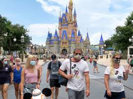disney world is allowing guests to park