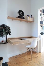 Can anyone give me an example or point me to some website that uses something. Desks Lozi Bespoke Plywood Furniture
