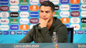 Dünya futbolunun yaşayan efsanelerinden cristiano ronaldo, euro 2020'de portekiz milli takımı'nın en büyük umudu olacak. Opraezgfsazzkm