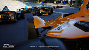 Clásico juego de carreras en el que tendrás que vencer a tus oponentes en la pista y en el garaje, donde tú mismo te ocuparás de las mejores de tu vehículo. Gran Turismo 7