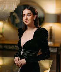 marian s elegant black evening look