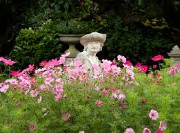 How To Re Garden Statues Real Homes