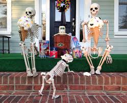 19 outdoor skeleton decorations for the