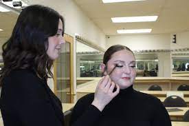 become a professional makeup artist in