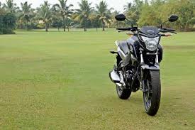 I own honda hornet 160r with dual disc and its been 22 months and i have maintained it really well too. Honda Cb Hornet 160r First Ride Impressions Rediff Com Get Ahead