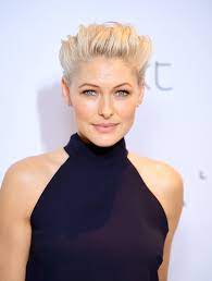 View all emma willis pictures. Emma Willis The Circle Wiki Fandom