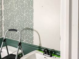 tips for using a bathroom wall stencil