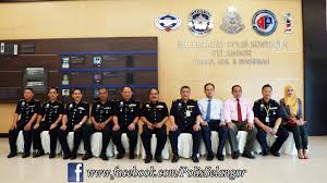 Pemeriksaan forensik dari pasukan ibu pejabat polis kontingen (ipk) selangor juga masih diadakan bersama doktor patologi bagi mengenalpasti kejadian. Polis Selangor Shah Alam 27 Sept 2017 Dalam Usaha Facebook