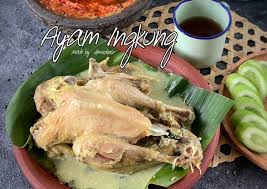 Fimela.com, jakarta ayam ingkung adalah menu utama yang disajikan bersam dengan nasi tumpeng. Recipe Appetizing Ayam Ingkung