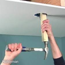 Install A Ceiling Fan Mounting Bracket