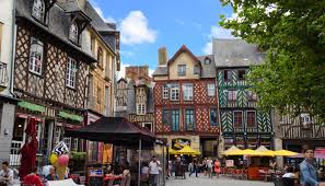 Brest est une ville de bretagne. Vibrant Cities Rennes And Brest
