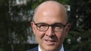 Moscovici veut revoir la convention fiscale avec la Belgique et la Suisse |  Les Echos
