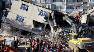 แผ่นดินไหว 6.7 เขย่าตุรกี ตึกถล่ม 10 หลังดับแล้ว 22 เจ็บนับพัน