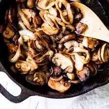 mushroom and onion sauce easy sauce