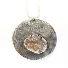 reticulated circle with druzy