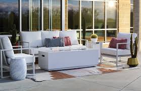 modern patio furniture decorating