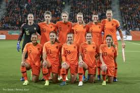'ik weet dat ik goed kan voetballen'. Speelschema Wedstrijden Oranje Leeuwinnen Programma Oranje Vrouwen Dames Voetbal Nederland