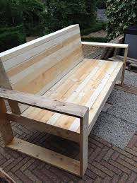 Easy Pallet Furniture Ideas Anyone Can Diy