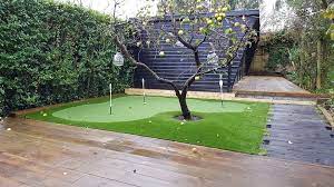 Putting Green In Sussex By Easigrass Sussex