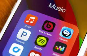 Selain itu, aplikasi pemutar musik sudah memiliki banyak fitur. 15 Daftar Aplikasi Musik Online Dan Offline Terbaik