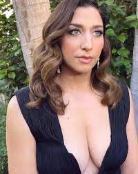 Chelsea Peretti : rCelebrity_Cleavage
