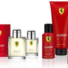 Base notes are sandalwood, cedar, musk, oakmoss, patchouli and amber. Scuderia Ferrari Red Ferrari Cologne A Fragrance For Men 2010