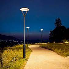 Urban Lamp Post Cir Innovations