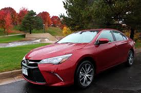2016 toyota camry xse review sporty