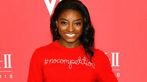 Simone biles has a message for her nfl player boyfriend, jonathan owens, after they both participated in a rope climbing challenge: Simone Biles Boyfriend Gives The Gymnast A Sweet Shoutout Following Record Win I M So Proud Of You Entertainment Tonight
