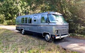 one of 32 built 1982 airstream he