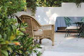 How To Paint Rattan Garden Furniture In