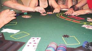 Delhi's casino royale: Illegal gambling industry thrives around Diwali,  posh farmhouses become addas - India Today
